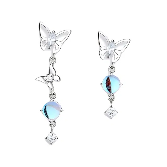 前方大荒野 月光蝴蝶主题欧美风森系文艺简约轻奢小众个性耳饰 礼盒包装适合日常通勤与休闲穿搭#好运 优质合金材质 时尚耳钉 女款