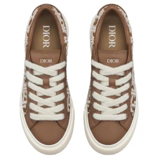 DIOR B33 Spin