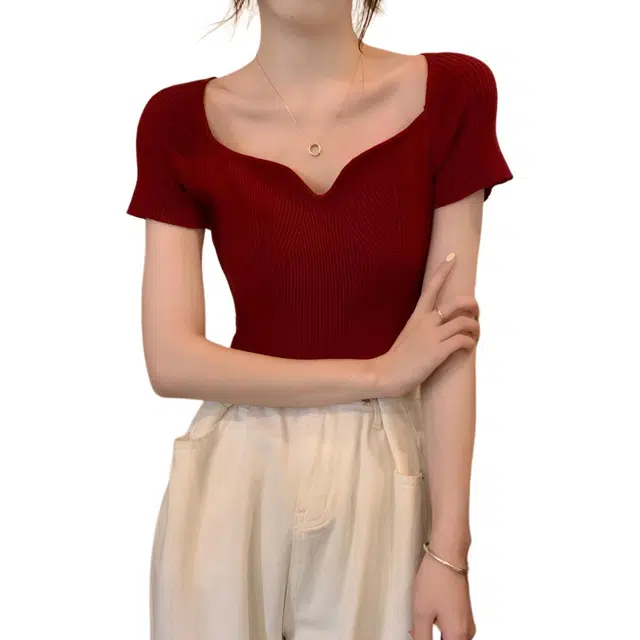 LAKESI T