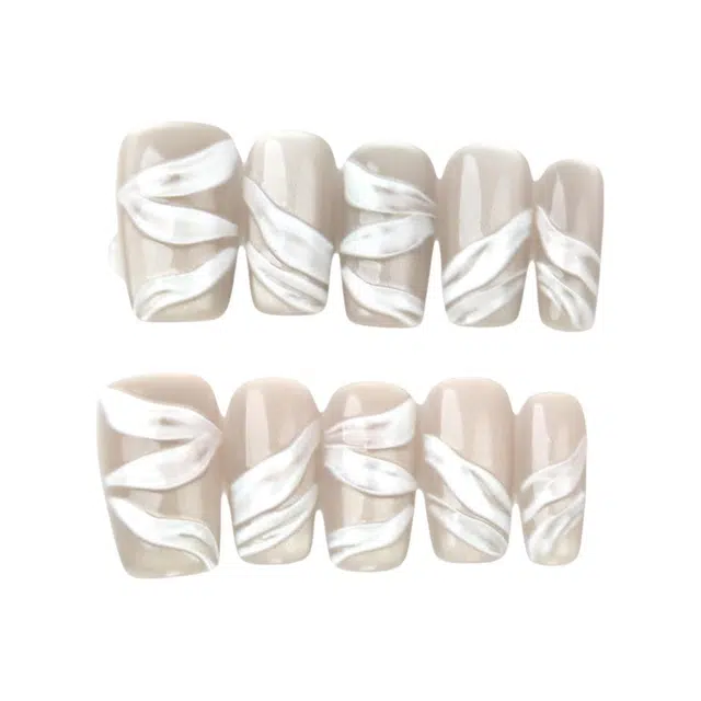 计轩 高级飘带猫眼穿戴甲 喷胶工艺显白温柔 高级高亮封层预制甲  方圆白色纯色 亮片