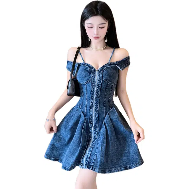 黛尔佳人 个性束带开叉纯欲抹胸辣妹夏季不规则裙子吊带连衣裙  女款