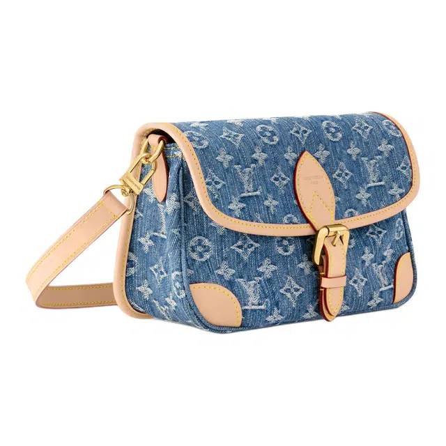 LOUIS VUITTON Diane Logo Monogram