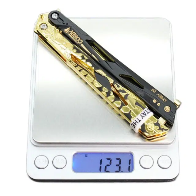 吉砖 三角洲行动游戏周边 影锋蝴蝶刀 甩手刀金属折叠甩刀玩具 未开刃 成品模型