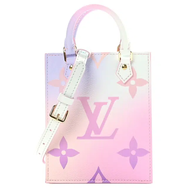 LOUIS VUITTON Petit Sac Plat