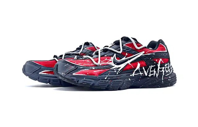 Nike Initiator