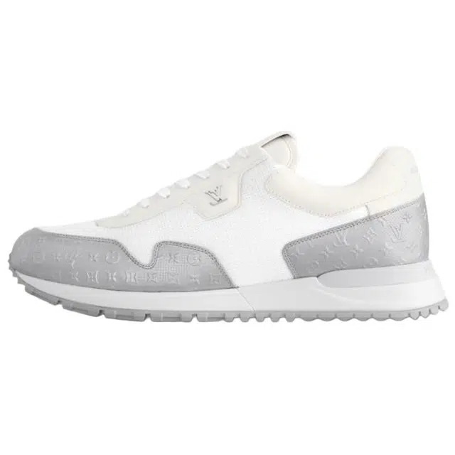 LOUIS VUITTON Run Away