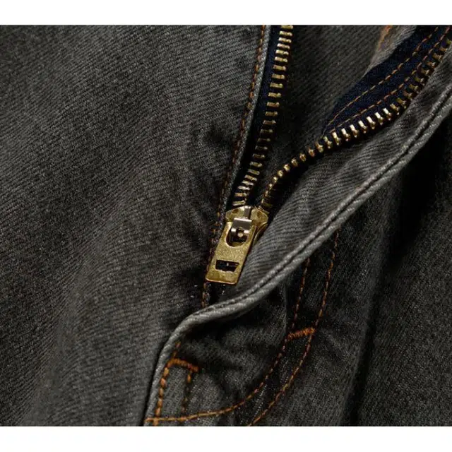 Levis