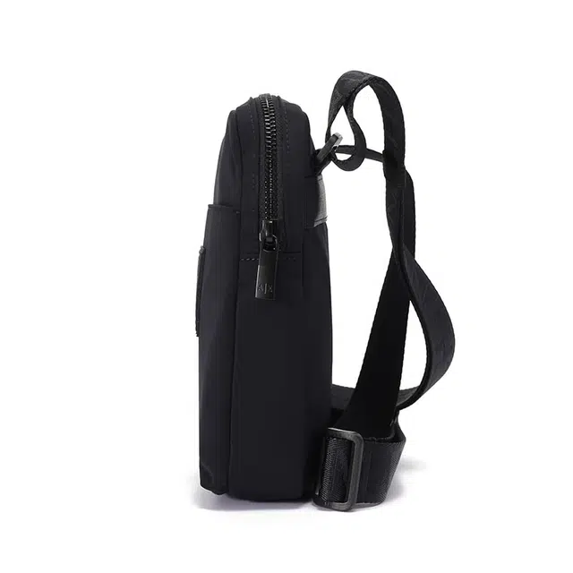 ARMANI EXCHANGEAE