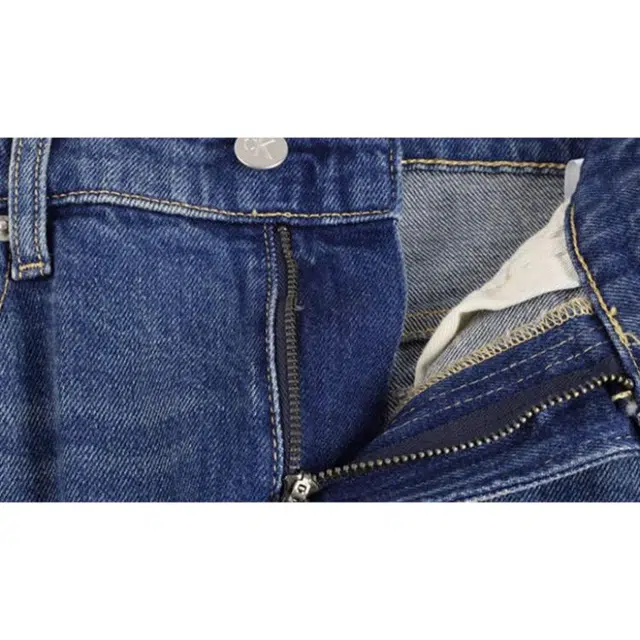 CALVIN KLEIN Jeans