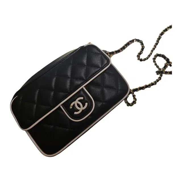 CHANEL 25P