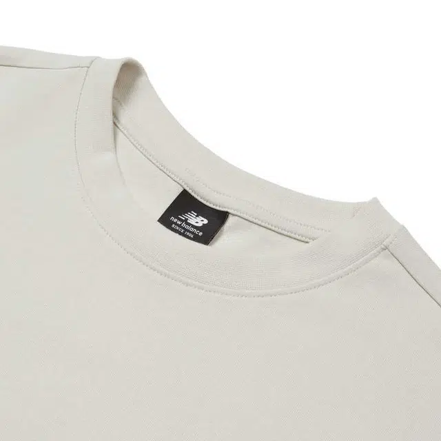 New Balance SS22 T