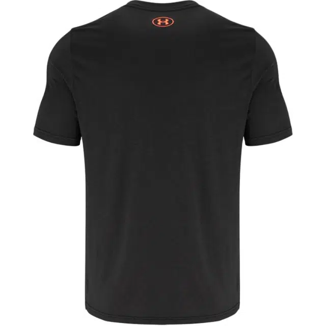 Under Armour T