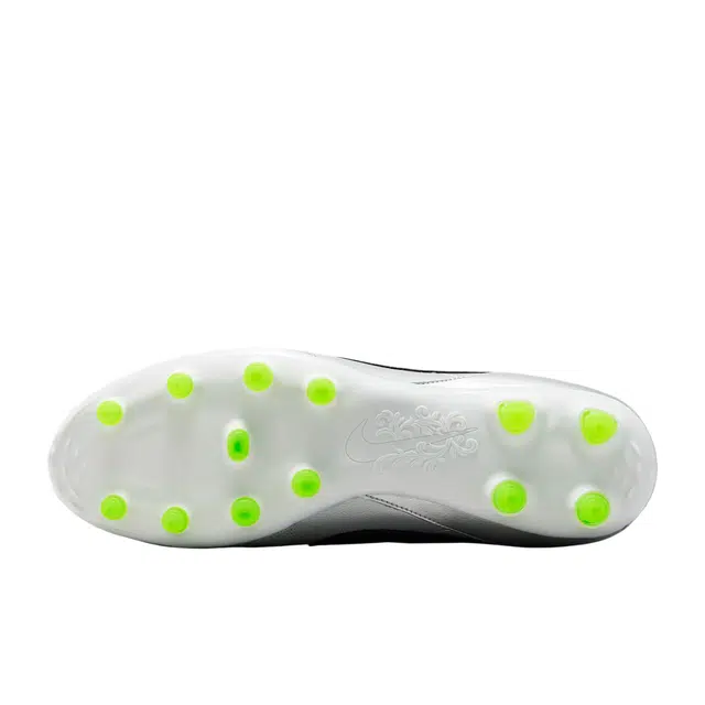 Nike Premier 3
