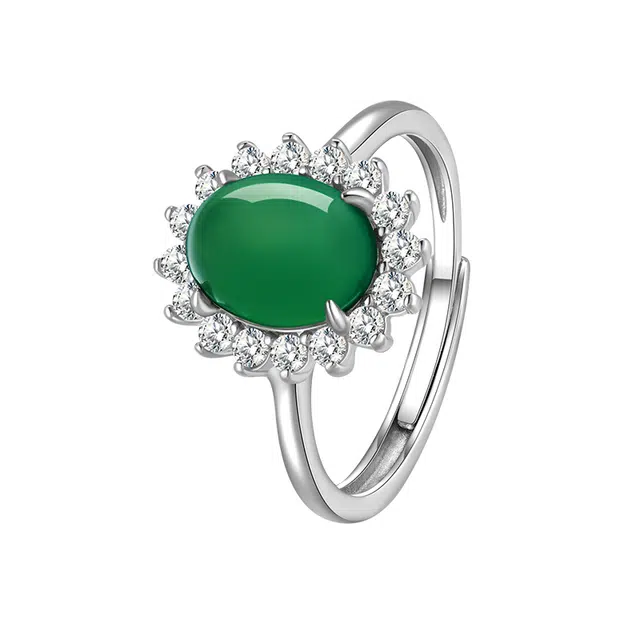 周大生 时尚精致 简约百搭 玉髓 戒指 女款