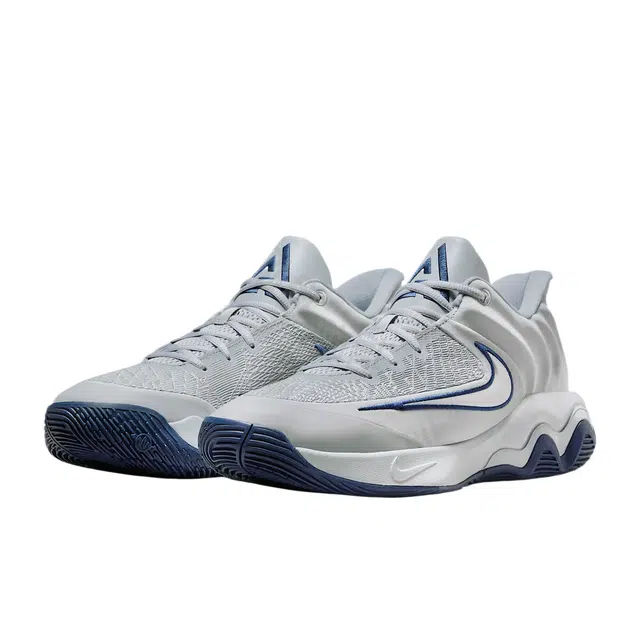 Nike Giannis Immortality 4