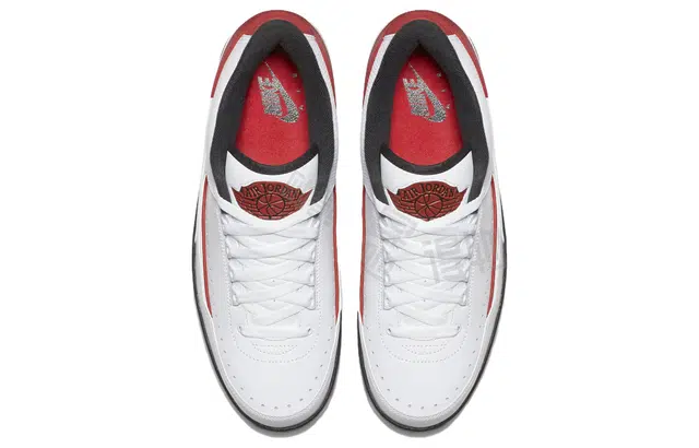 Jordan Air Jordan 2 Retro Low Chicago (2016)