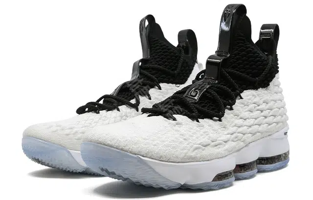 Nike Lebron 15 Graffiti 15