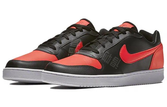Nike EBERNON Low