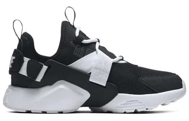 Nike Huarache City Low