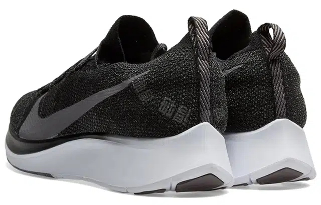 Nike Zoom Fly 1