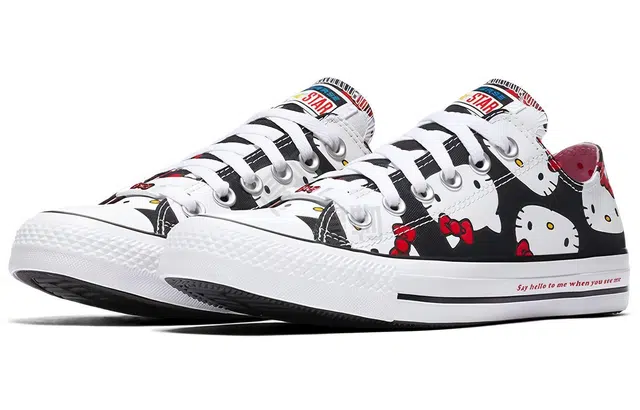 Hello Kitty x Converse Chuck Taylor All Star