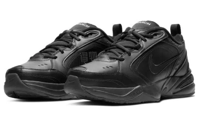 Nike Air Monarch 4