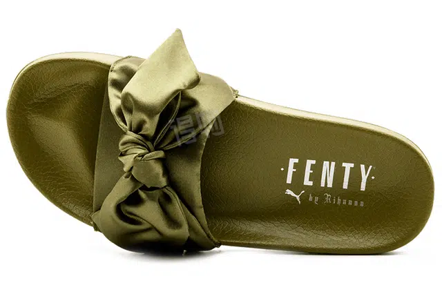 FENTY BEAUTY x PUMA Rihanna Fenty Bow Slide