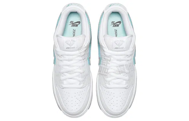 Nike Dunk SB white diamond