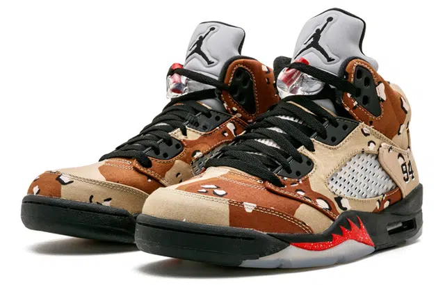 Supreme x Jordan Air Jordan 5 Retro Desert Camo