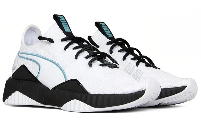 PUMA Defy