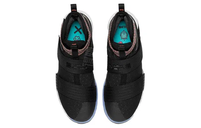 Nike zoom soldier 10 Cosmic