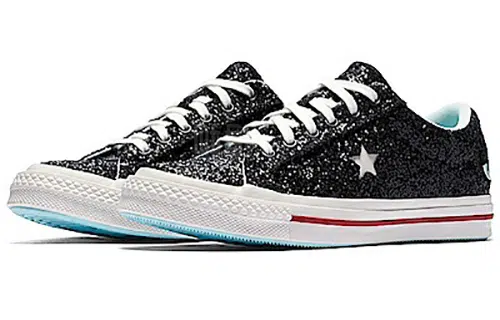 CHIARA FERRAGNI x Converse One Star