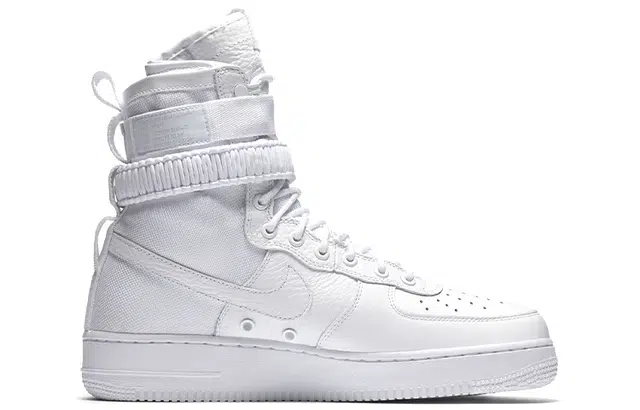 Nike Air Force 1 SF Triple White Complexcon