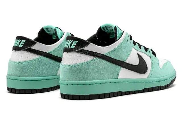 Nike Dunk SB Sea Crystal