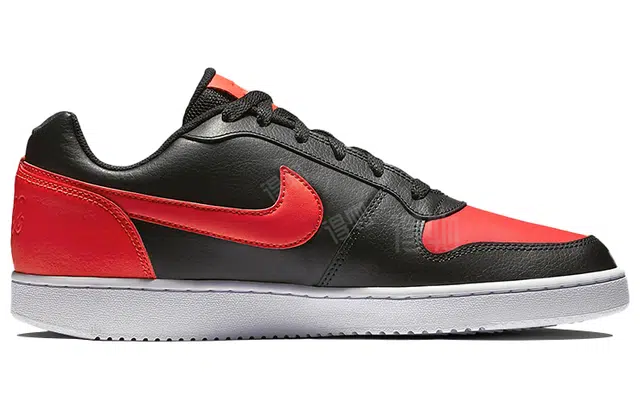 Nike EBERNON Low