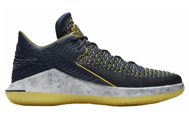 Jordan Air Jordan 32 Low "Michigan"