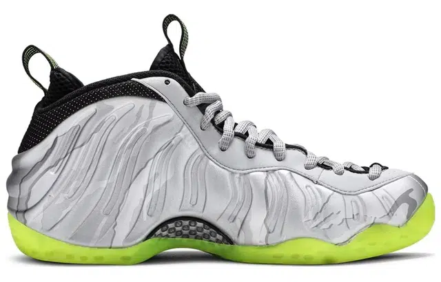 Nike Foamposite One Silver Volt Camo 3M