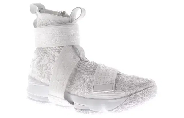 KITH x Nike Lebron 15
