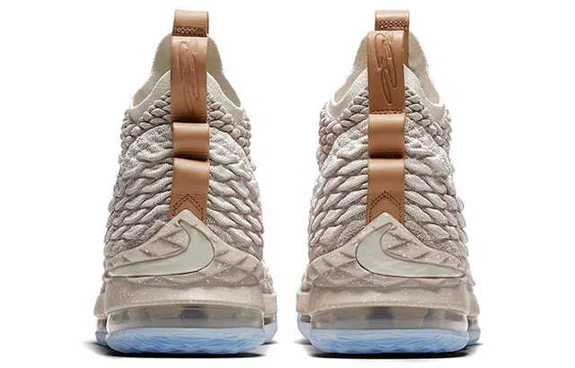 Nike Lebron 15