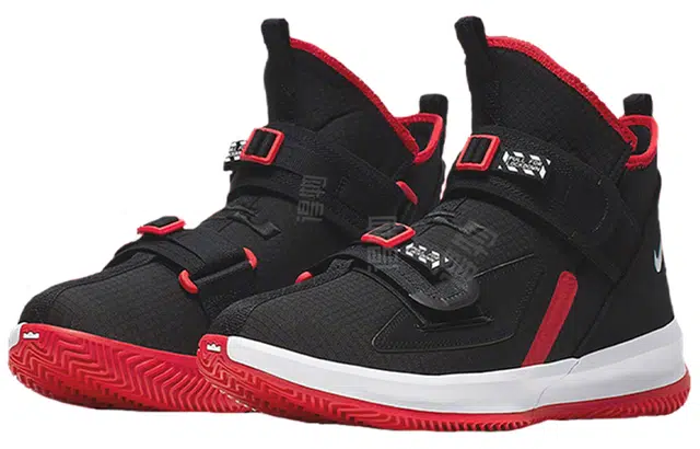 Nike zoom soldier 13 13