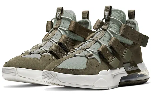 Nike Air Edge 270