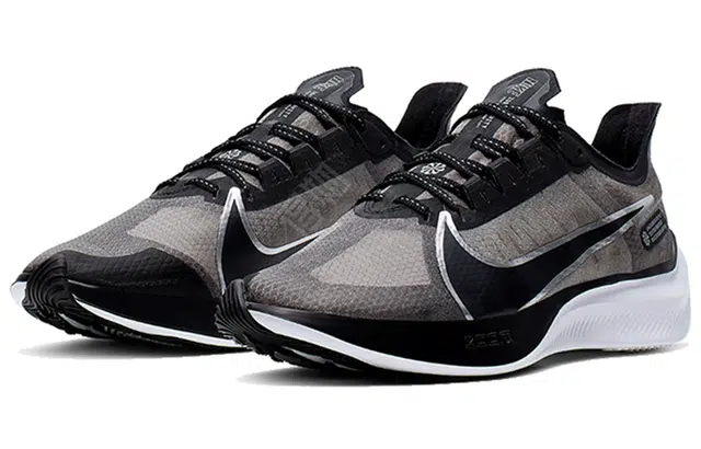 Nike Zoom Gravity 1