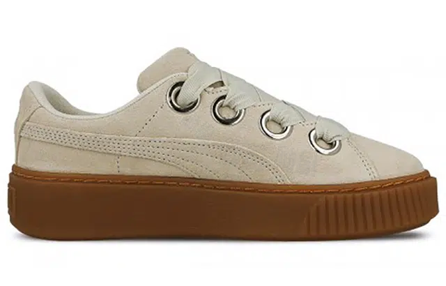 PUMA Suede Platform Kiss