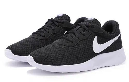 Nike Tanjun Black White