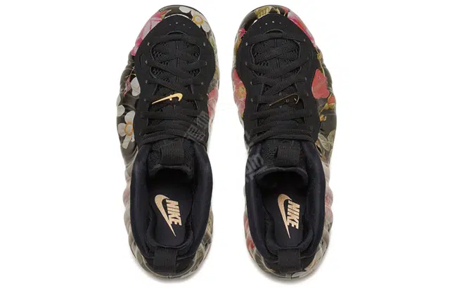 Nike Foamposite One floral