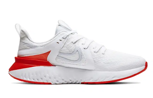Nike Legend React 2