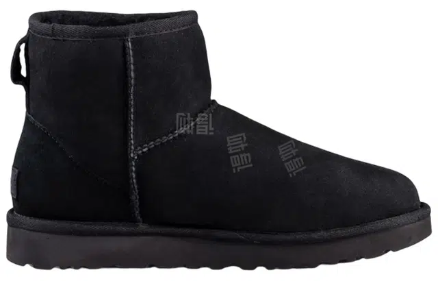 UGG CLASSIC MINI