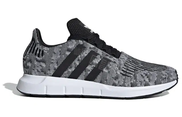 adidas originals Swift Run Shoes