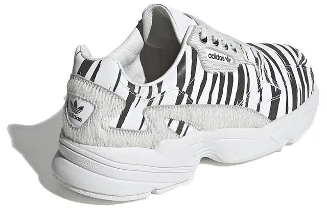 adidas originals Falcon