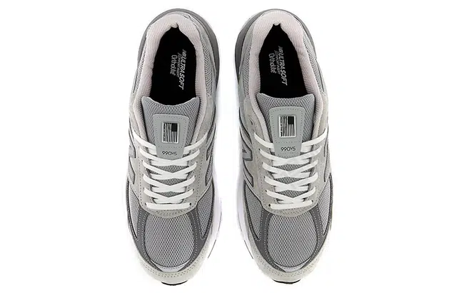 New Balance NB 990 V5